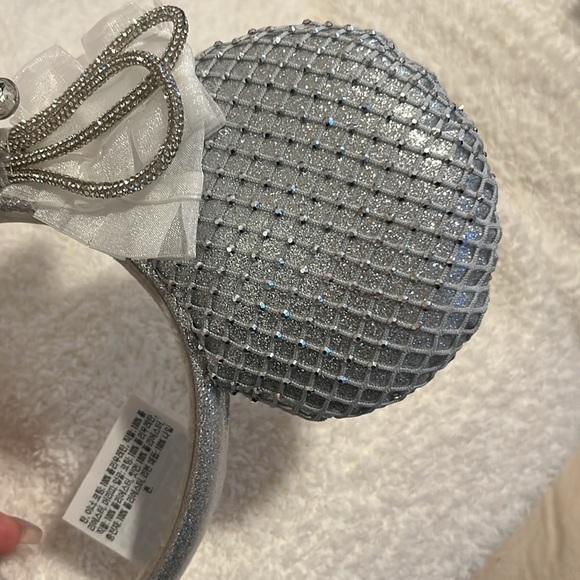 Disney Holiday Dazzling Gem Minnie Ears - Picture 3 of 6